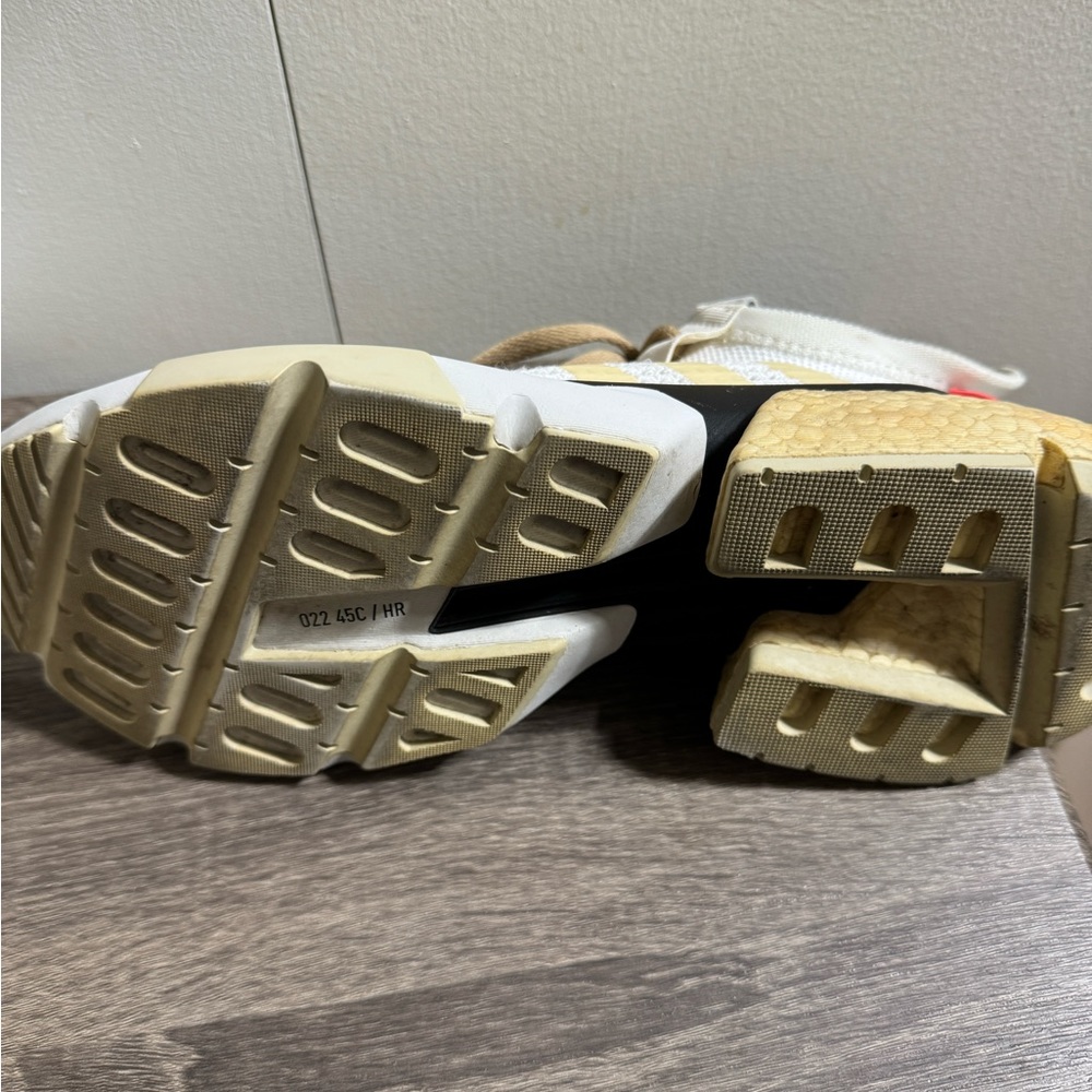 Adidas 10.5 - Picture 5 of 8